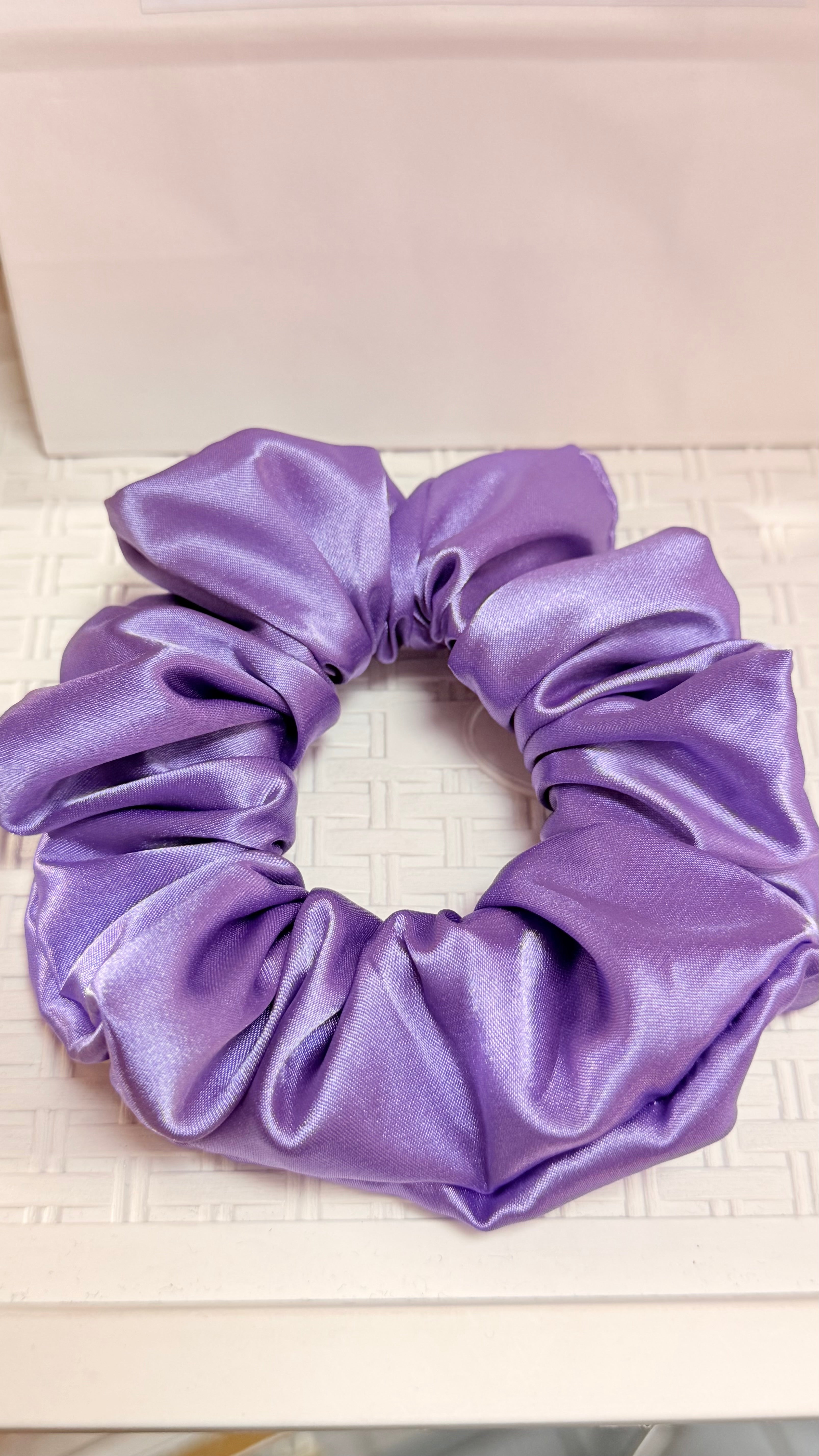SCRUNCHIE MEDIANO SEDA ELEGANC